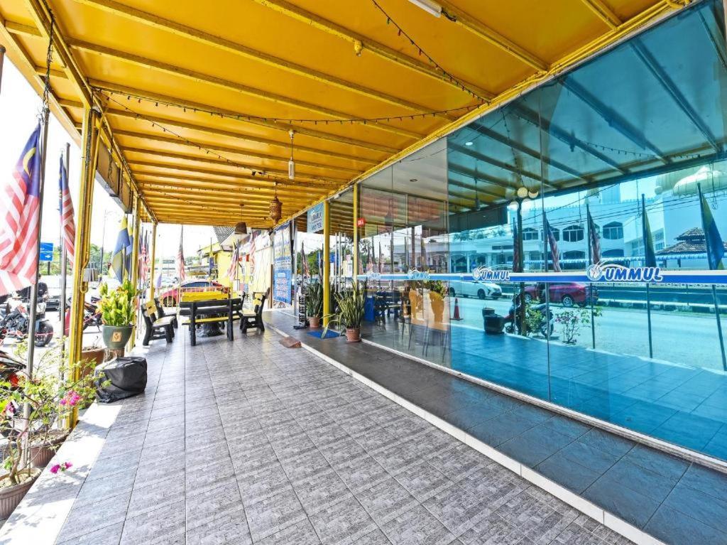 Ummul Motel Арау Екстериор снимка